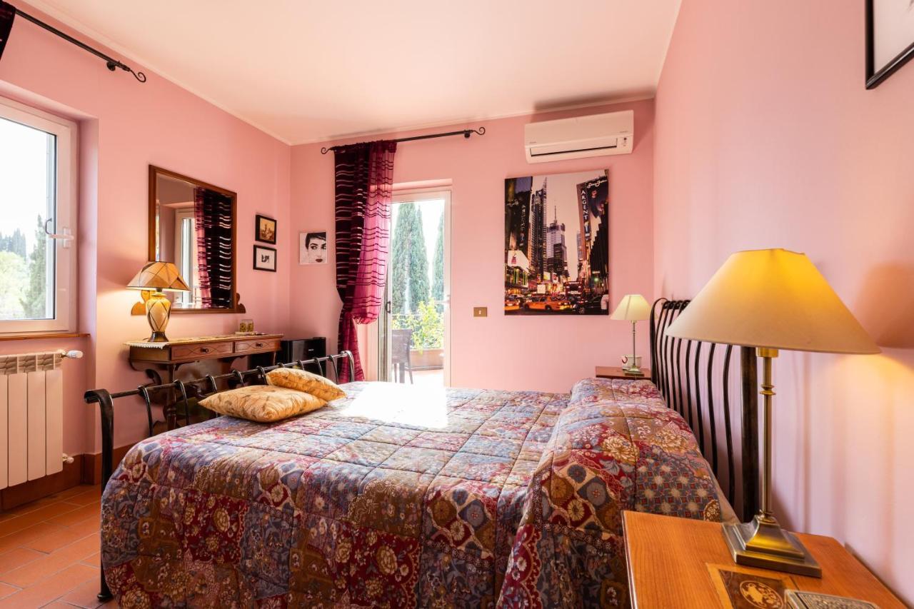 La Tana Delle Stelle B&B Di Charme E Relax Fara in Sabina Buitenkant foto