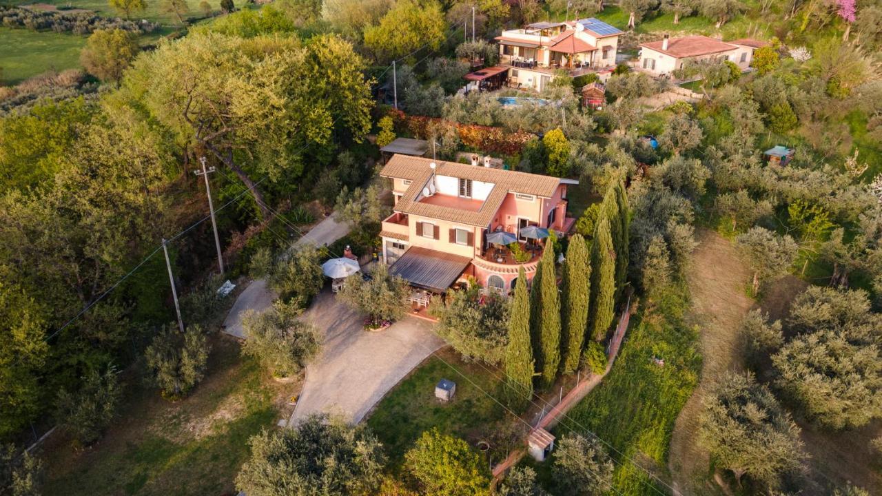 La Tana Delle Stelle B&B Di Charme E Relax Fara in Sabina Buitenkant foto