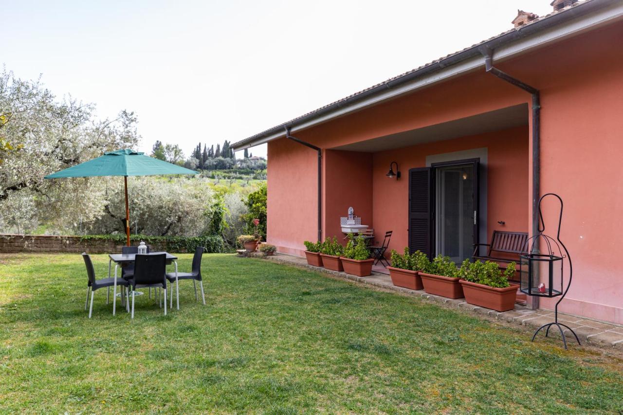 La Tana Delle Stelle B&B Di Charme E Relax Fara in Sabina Buitenkant foto