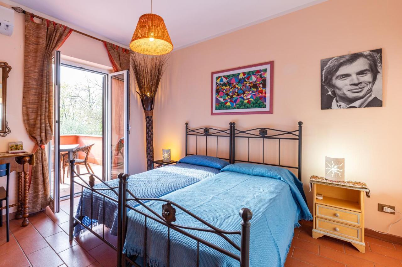 La Tana Delle Stelle B&B Di Charme E Relax Fara in Sabina Buitenkant foto