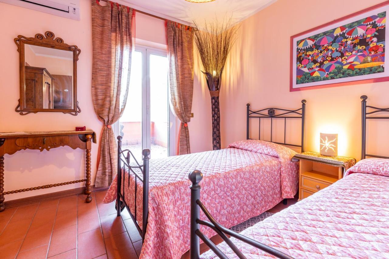 La Tana Delle Stelle B&B Di Charme E Relax Fara in Sabina Buitenkant foto