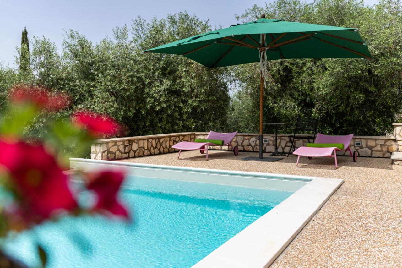 La Tana Delle Stelle B&B Di Charme E Relax Fara in Sabina Buitenkant foto